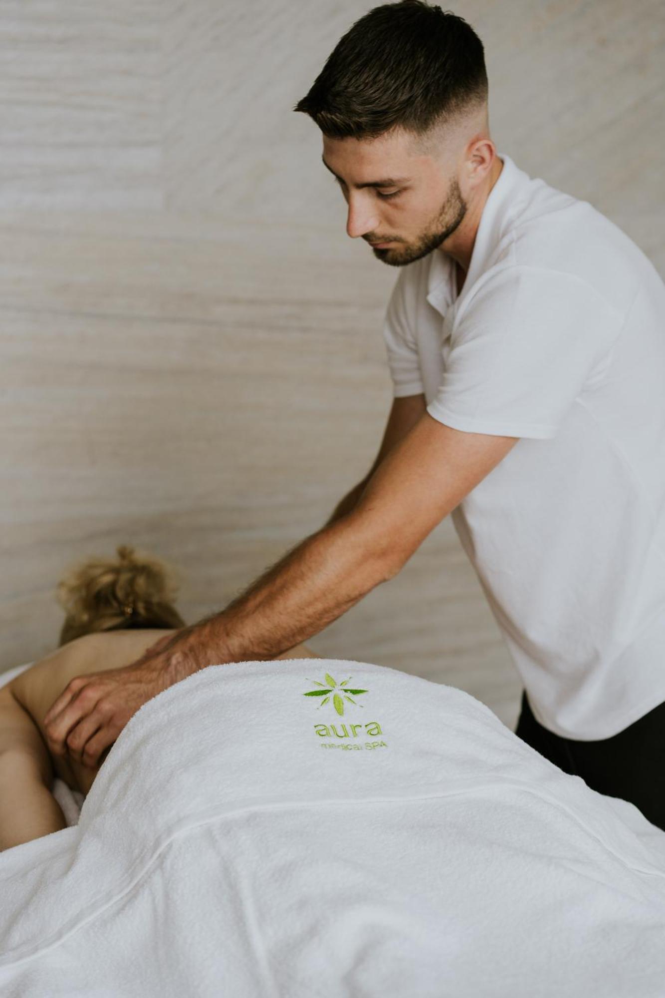 Aura Medical Spa Nałęczów エクステリア 写真