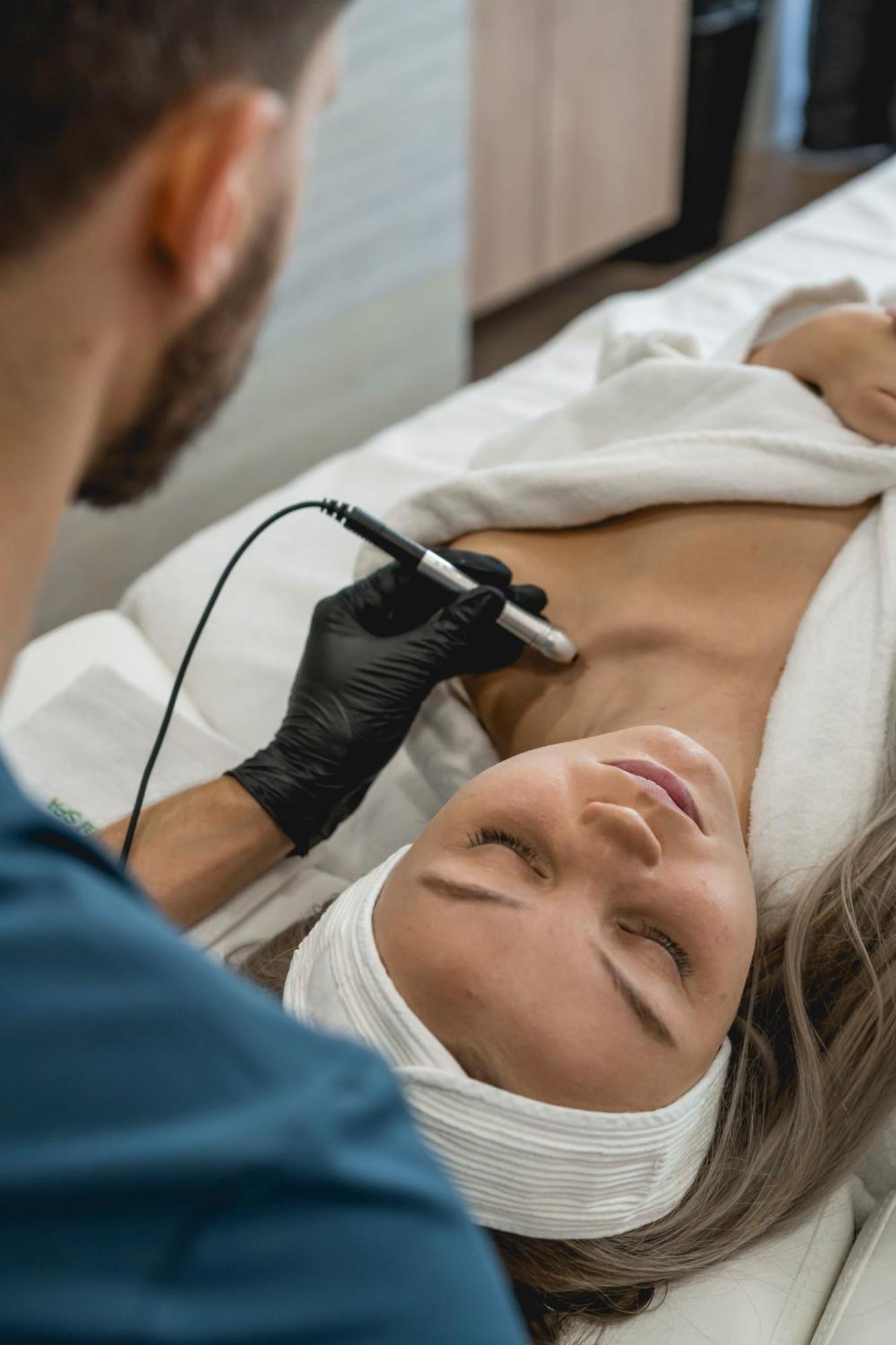 Aura Medical Spa Nałęczów エクステリア 写真